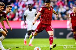 波尔图迎亚冠关键赛，窗口期状态回暖，更衣室稳定，团队化学反应显著(波尔图足球俱乐部官网)-九游会平台