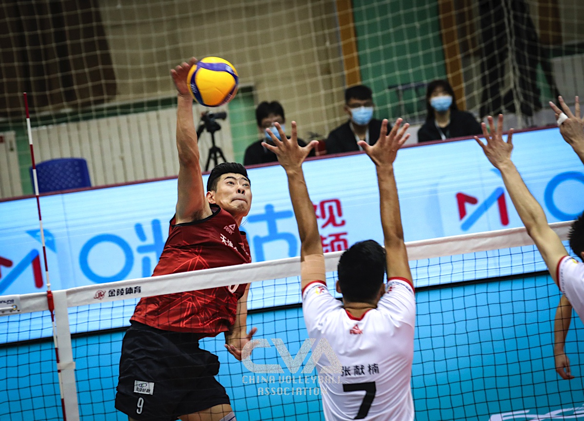 排球锦标赛上演强强对话,庐州霹雳队强势反弹陇右天虎队,团队配合流畅;本土核心状态回升的简单介绍 排球锦标赛上演强强对话,庐州霹雳队强势反弹陇右天虎队,团队配合流畅;本土核心状态回升的简单介绍