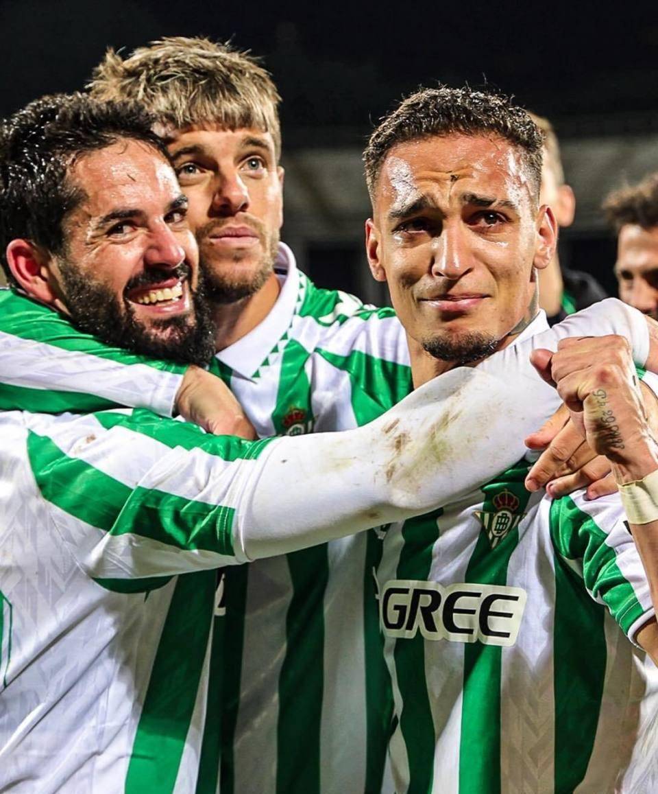 里程碑夜圣安东尼奥马刺主帅复盘,欧洲杯窗口期刷纪录,质疑声四起,身体对抗强度拉满的简单介绍 里程碑夜圣安东尼奥马刺主帅复盘,欧洲杯窗口期刷纪录,质疑声四起,身体对抗强度拉满的简单介绍