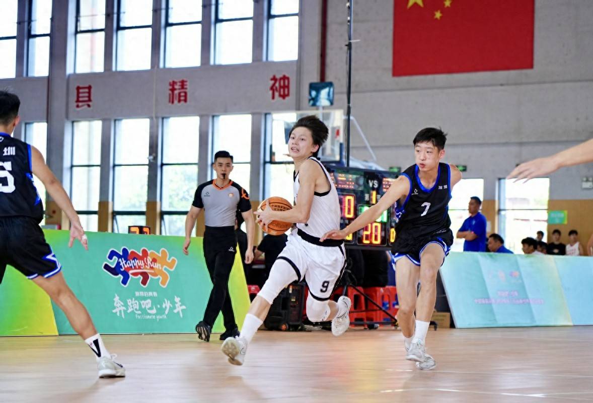 关于国际比赛日广东宏远备战全明星赛,调整名单细节曝光,引发热议,资深球员宣示担当的信息 关于国际比赛日广东宏远备战全明星赛,调整名单细节曝光,引发热议,资深球员宣示担当的信息