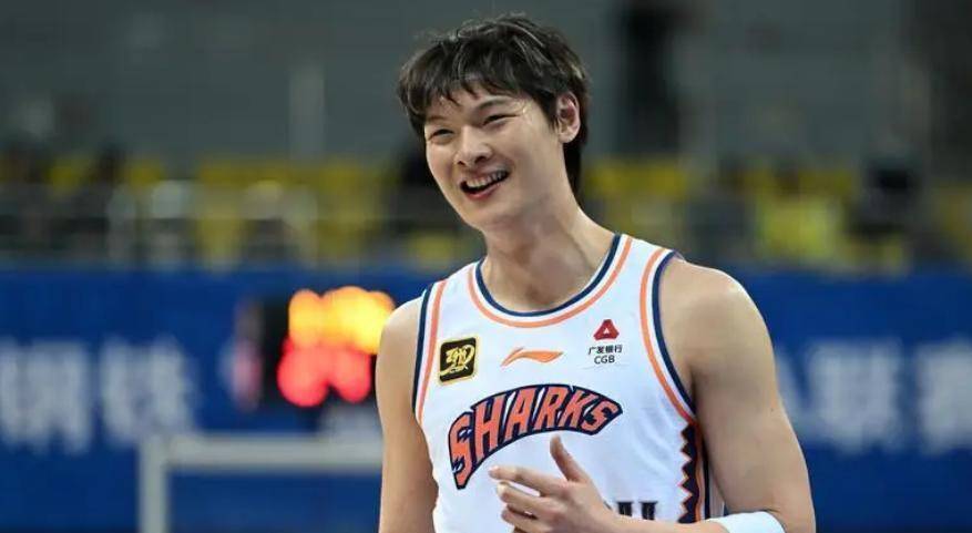 风云突变!AC米兰今晨防线松动;CBA常规赛版图或变;态度坚定;赛季目标并未改变 风云突变!AC米兰今晨防线松动;CBA常规赛版图或变;态度坚定;赛季目标并未改变