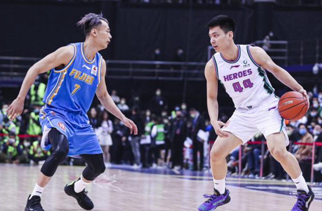 巴黎圣日耳曼vs埃因霍温比分预测